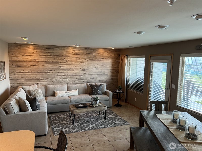 8997 Crescent Bar Road NW C118
