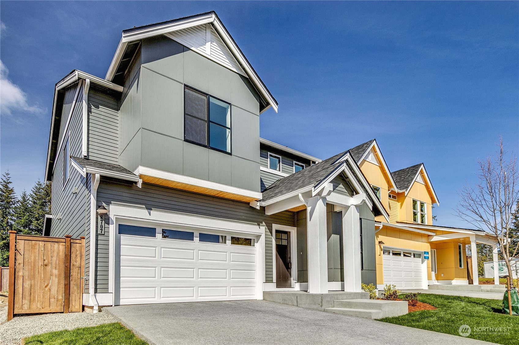 5013 NW Cedarside Loop