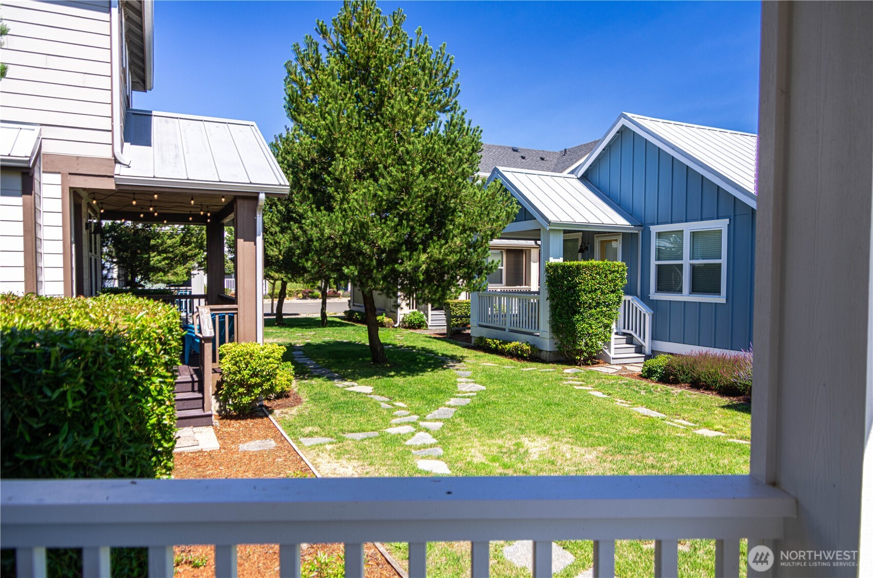 424 Vine Maple Lane SW