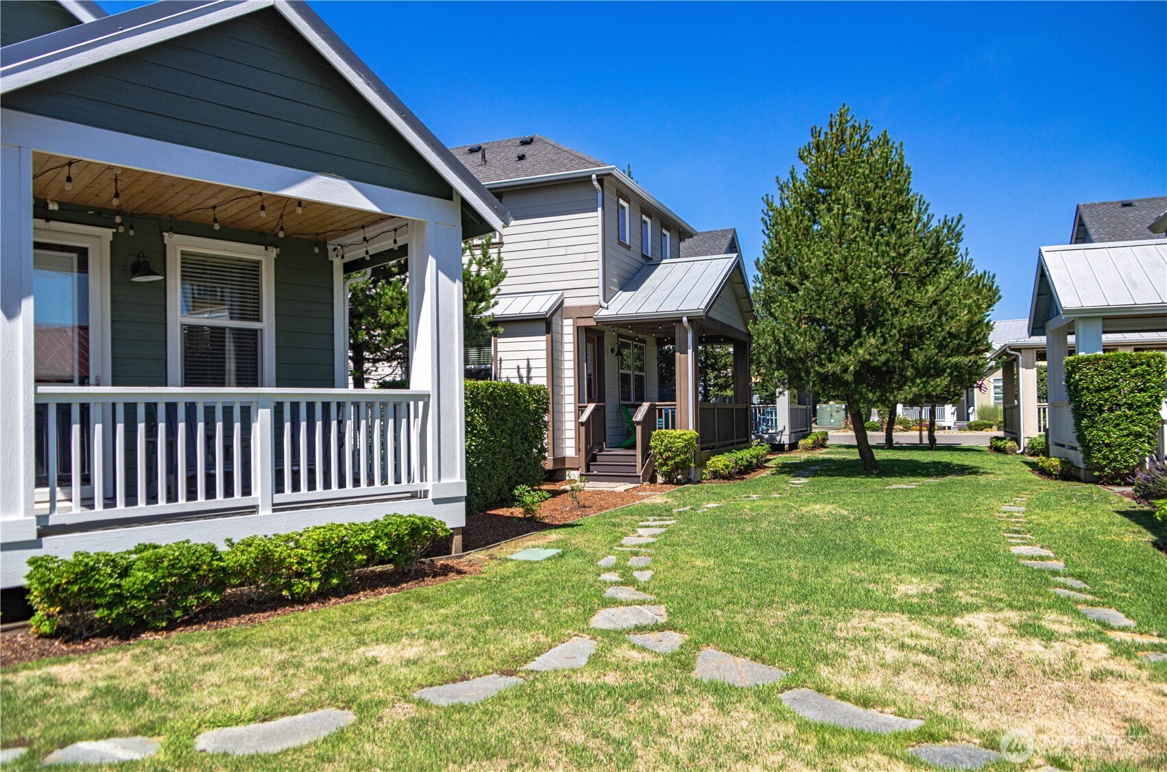 424 Vine Maple Lane SW