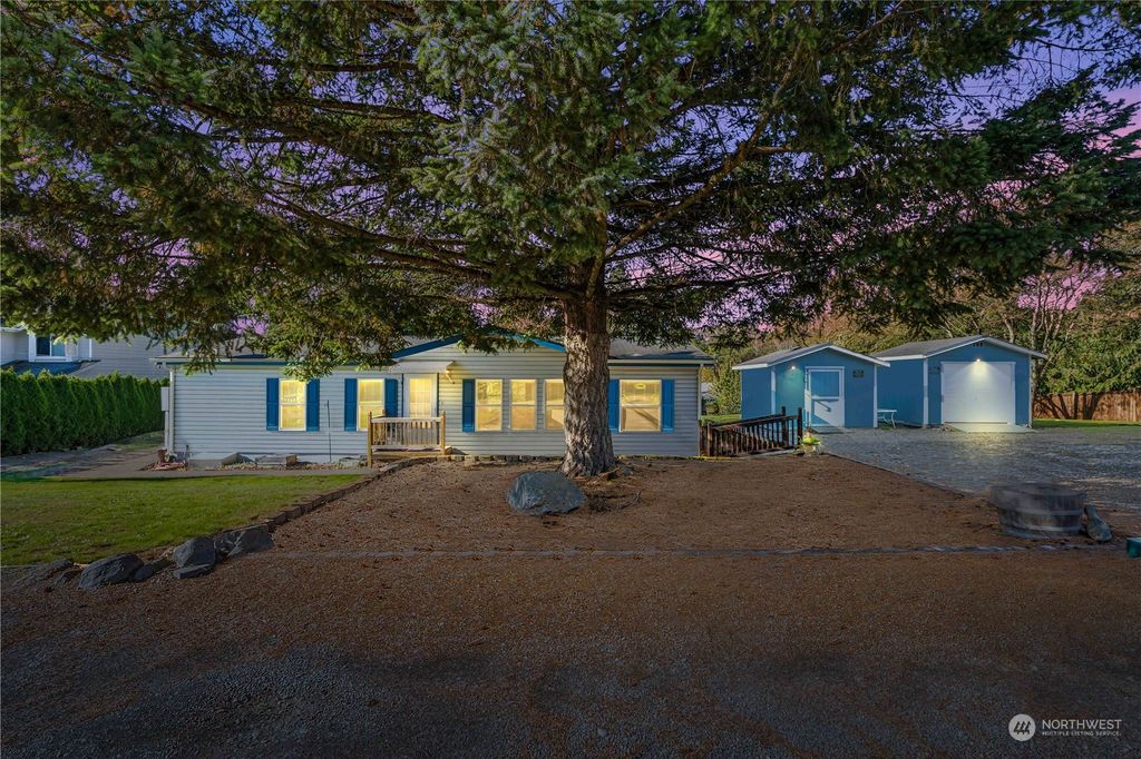 Photo of 34003 53rd Avenue S, Auburn, WA 98001 (MLS # 2176574)