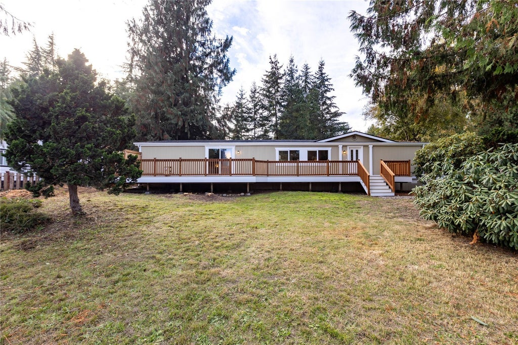 Photo of 12914 210th Avenue Ct E, Bonney Lake, WA 98391 (MLS # 2596203)