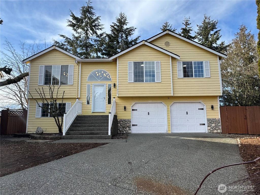Photo of 11205 SE 264th Street, Kent, WA 98030 (MLS # 2334197)