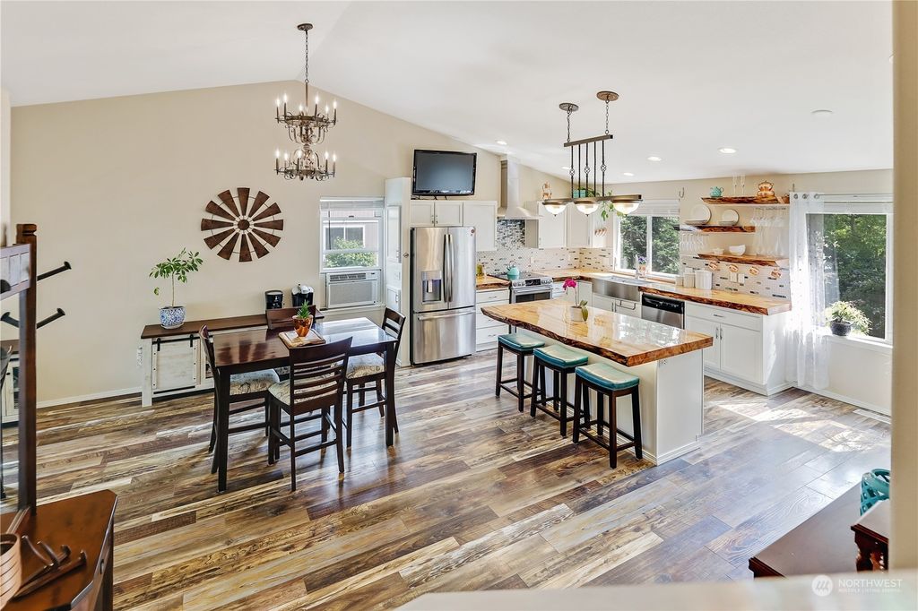 Photo of 1807 111th Drive SE, Lake Stevens, WA 98258 (MLS # 2048164)