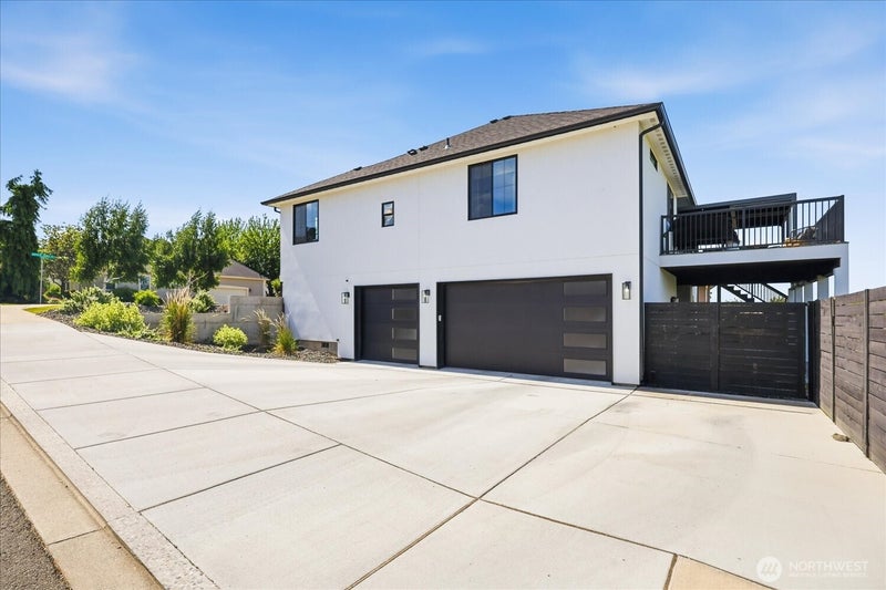 87 Coyote Ridge Drive