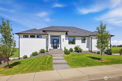 Photo of 87 Coyote Ridge Drive, Walla Walla, WA 99362 (MLS # 2531984)