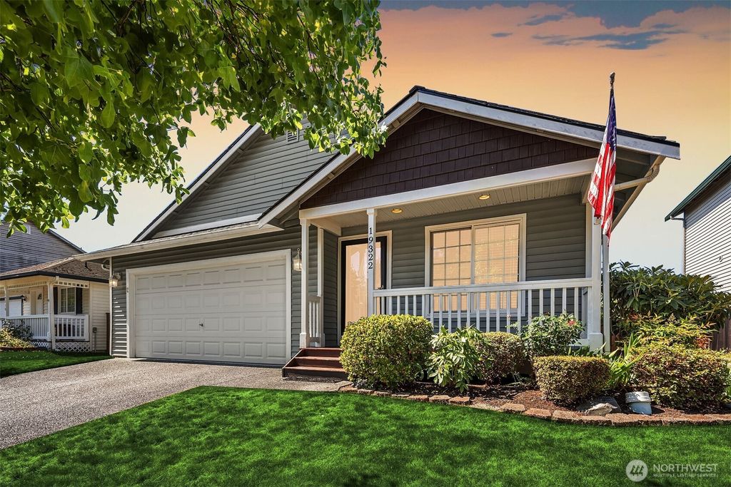 Photo of 19322 Crown Ridge Boulevard, Arlington, WA 98223 (MLS # 2425859)