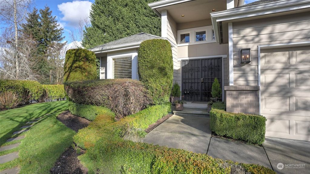 Photo of 132 8th Lane, Kirkland, WA 98033 (MLS # 2034395)
