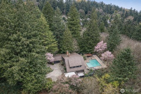 Photo of 16521 NE 1st Place, Bellevue, WA 98008 (MLS # 2501785)