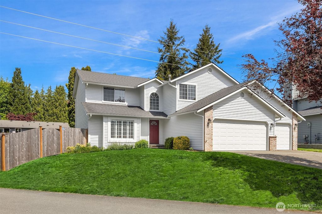 Photo of 600 213th Street SW, Bothell, WA 98021 (MLS # 2389465)