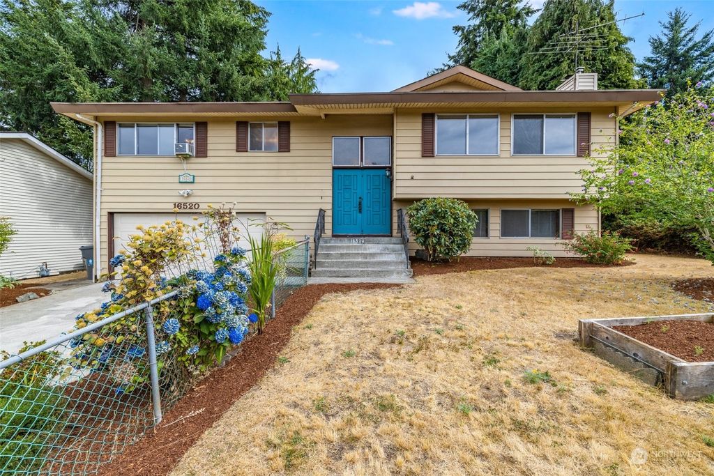 Photo of 16520 126th Place SE, Renton, WA 98058 (MLS # 2279466)