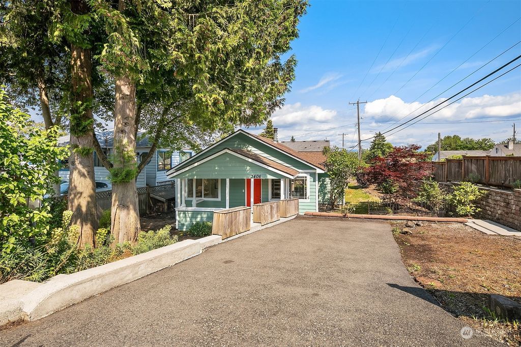 Photo of 3406 S 135th Street, Tukwila, WA 98168 (MLS # 2129480)