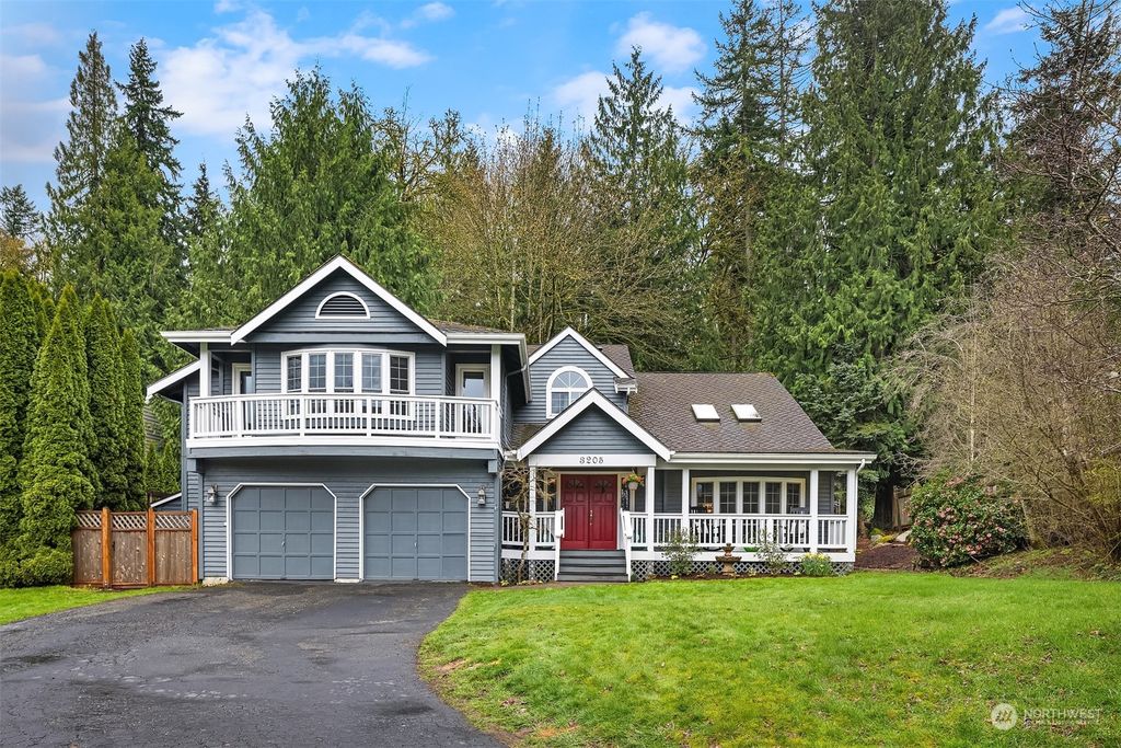 Photo of 3205 SW Sierra Court, Issaquah, WA 98027 (MLS # 2215383)