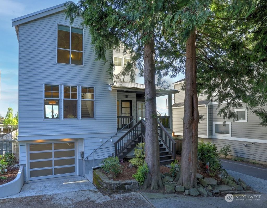 Photo of 1201 NE 88th Street, Seattle, WA 98115 (MLS # 2232459)