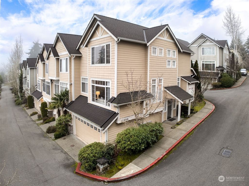 Photo of 11899 SE 4th Place #603, Bellevue, WA 98005 (MLS # 2323118)