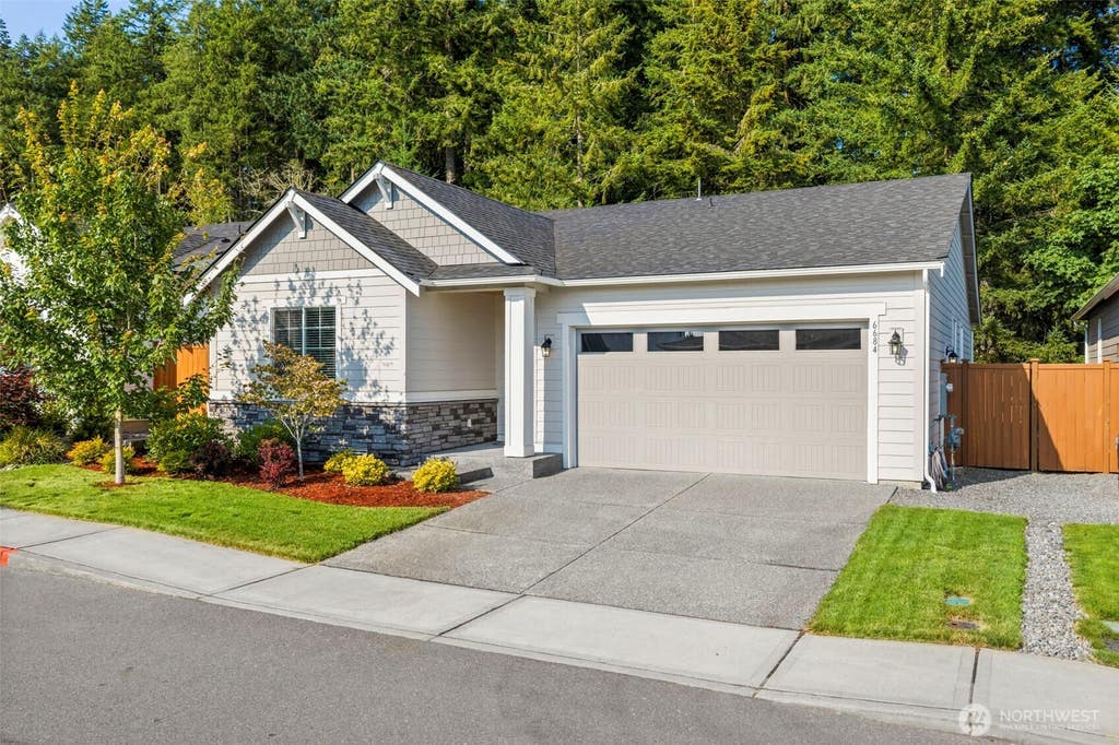 Photo of 6684 Skipper Lane SE, Port Orchard, WA 98367 (MLS # 2571196)