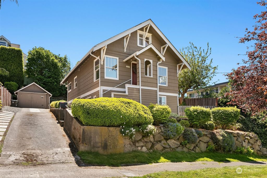 Photo of 1309 W Dravus Street, Seattle, WA 98119 (MLS # 2236644)