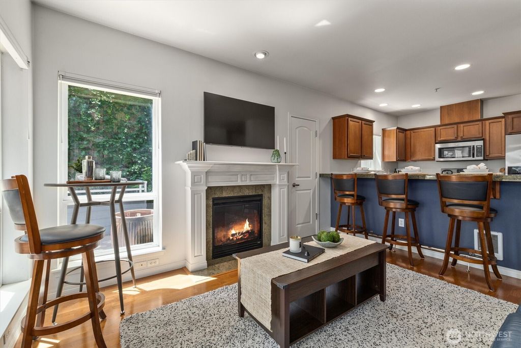 Photo of 3112 SW Avalon Way #102, Seattle, WA 98126 (MLS # 2440570)