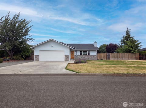 Photo of 131 Duke Drive, Sequim, WA 98382 (MLS # 2572017)