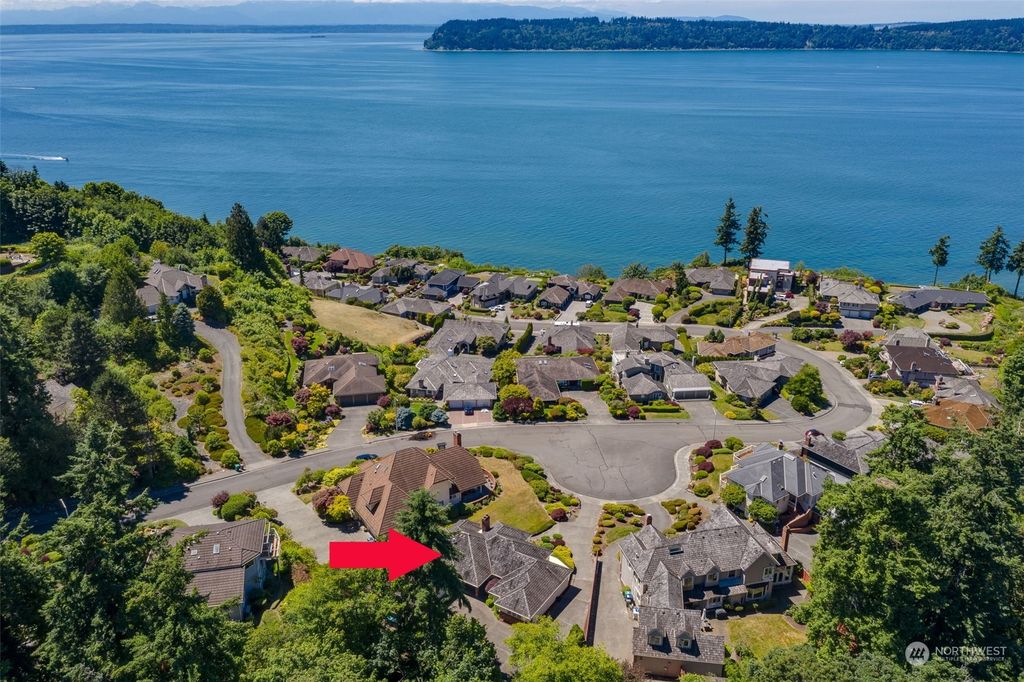 Photo of 9764 Marine View Drive, Mukilteo, WA 98275 (MLS # 2130731)