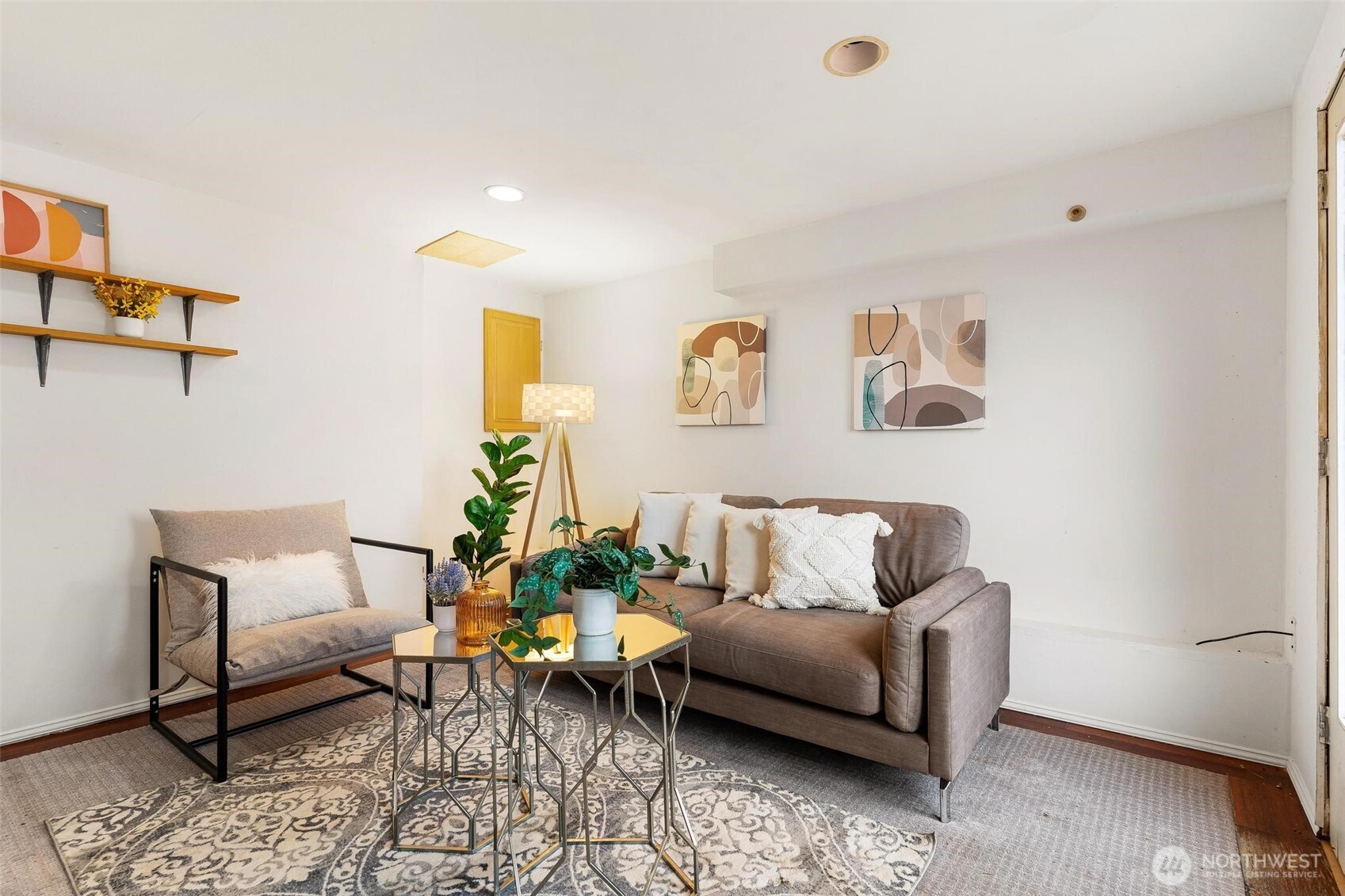 11804 90th Avenue NE