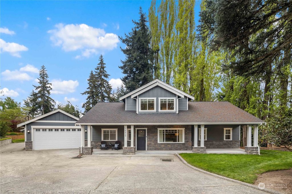 Photo of 16439 2nd Avenue SW, Normandy Park, WA 98166 (MLS # 2064697)