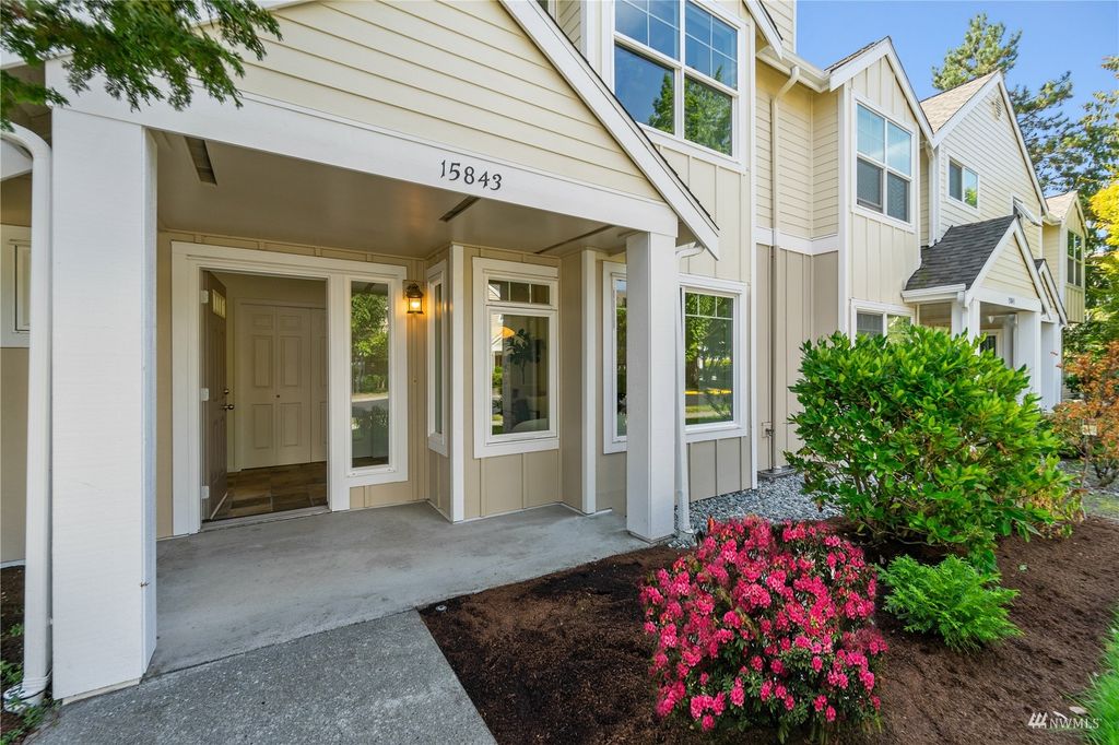 Photo of 15843 NE 91st Way, Redmond, WA 98052 (MLS # 1990557)