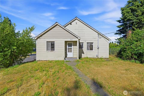Photo of 8643 Yakima Avenue S, Tacoma, WA 98444 (MLS # 2556644)