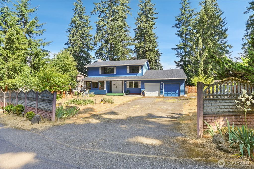Photo of 13407 SE 209th Street, Kent, WA 98042 (MLS # 2411709)