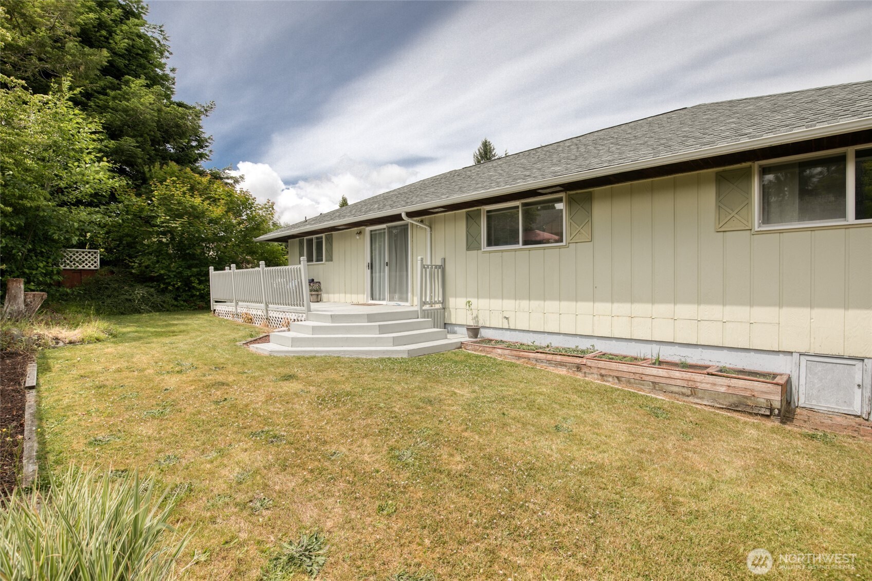 218 Holly Lane