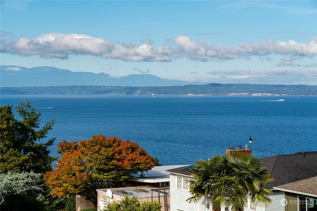 Photo of 2111 NW 98th Street, Seattle, WA 98117 (MLS # 2168191)