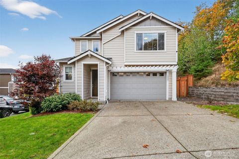 Photo of 18847 SE 123rd Place, Renton, WA 98058 (MLS # 2457883)