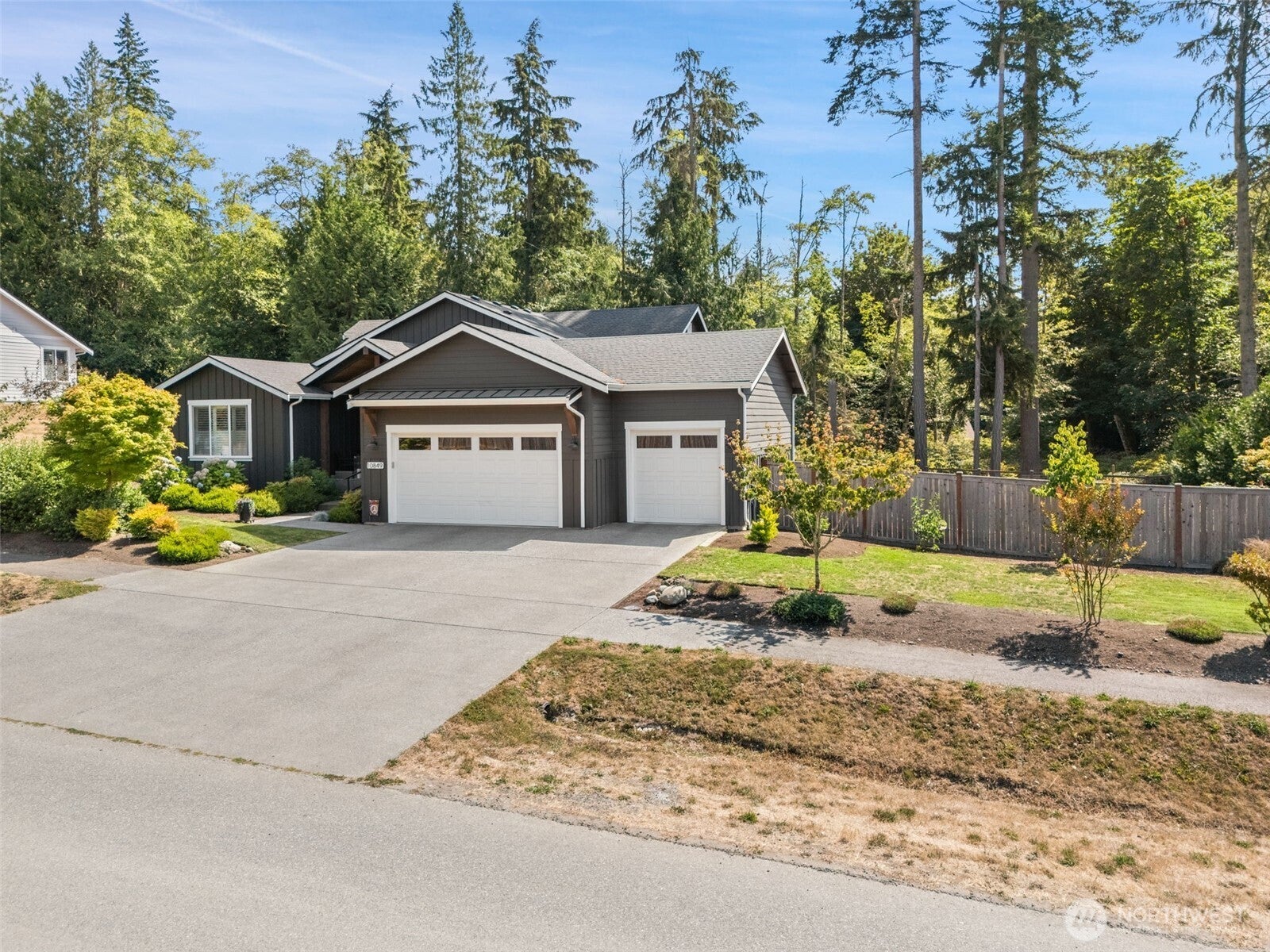 10849 Apple Tree Point Lane