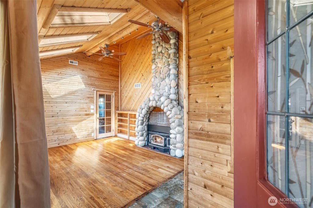 Photo of 31940 W Morrison Street, Carnation, WA 98014 (MLS # 2568080)