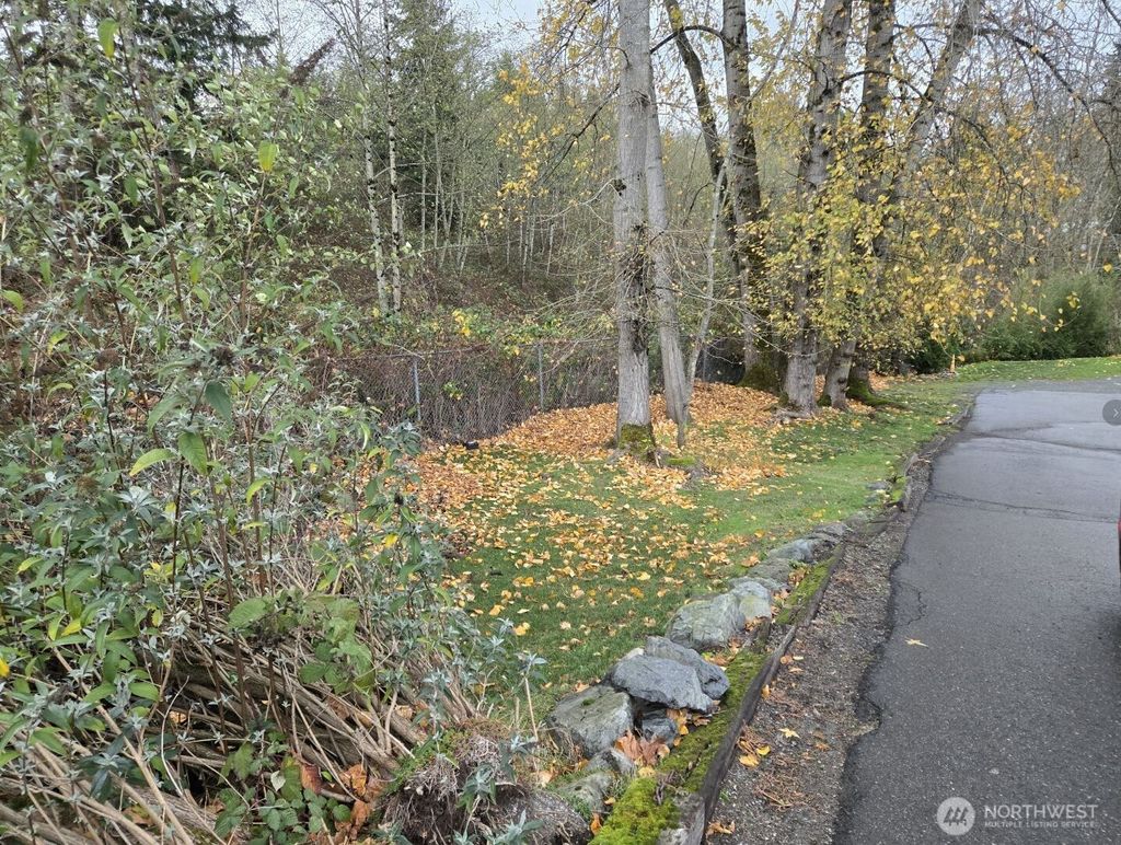 Photo of 8201 5th Avenue W, Everett, WA 98204 (MLS # 2469289)