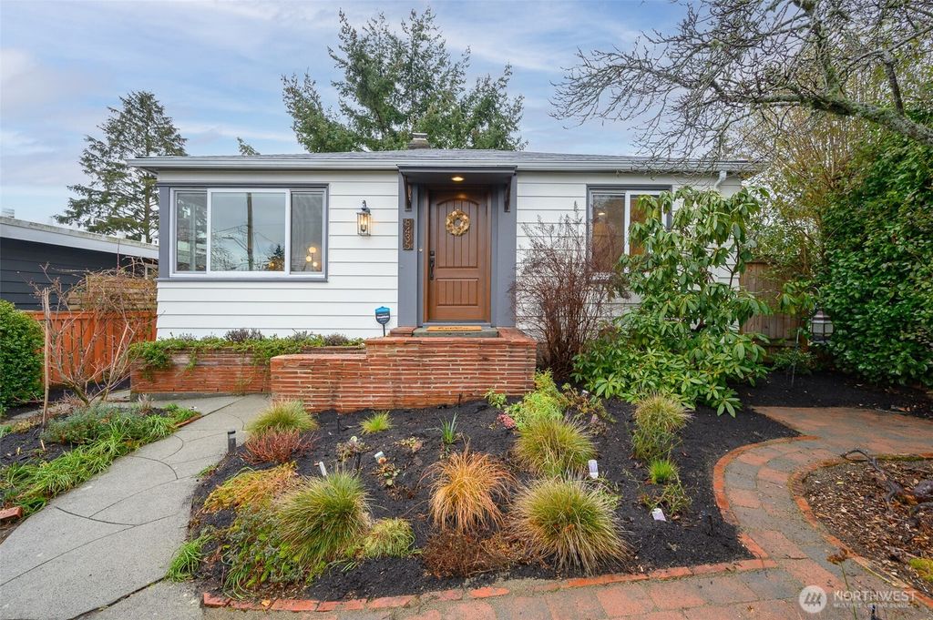 Photo of 8435 40th Avenue SW, Seattle, WA 98136 (MLS # 2331168)