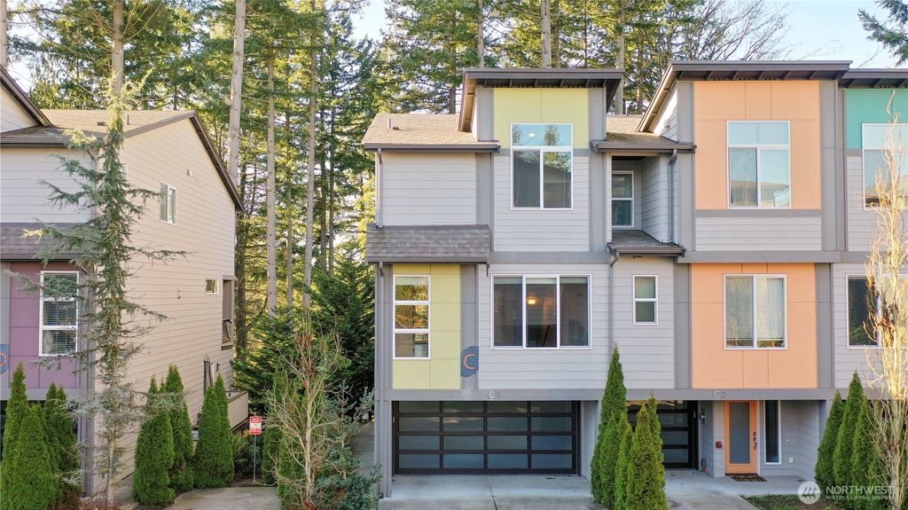 Photo of 13724 Ash Way #C1, Everett, WA 98204 (MLS # 2471140)