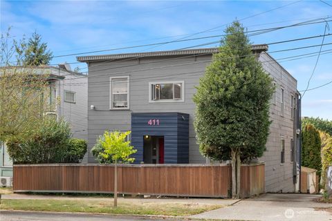 Photo of 411 28th Avenue S, Seattle, WA 98144 (MLS # 2442323)