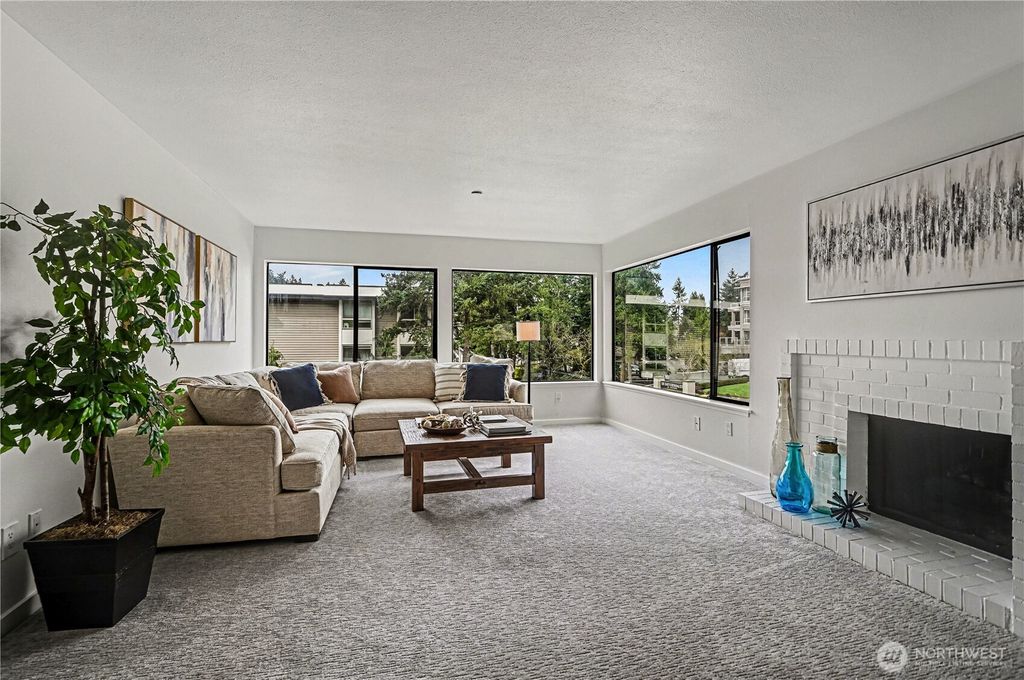 Photo of 10101 SE 3rd Street #202, Bellevue, WA 98004 (MLS # 2497145)