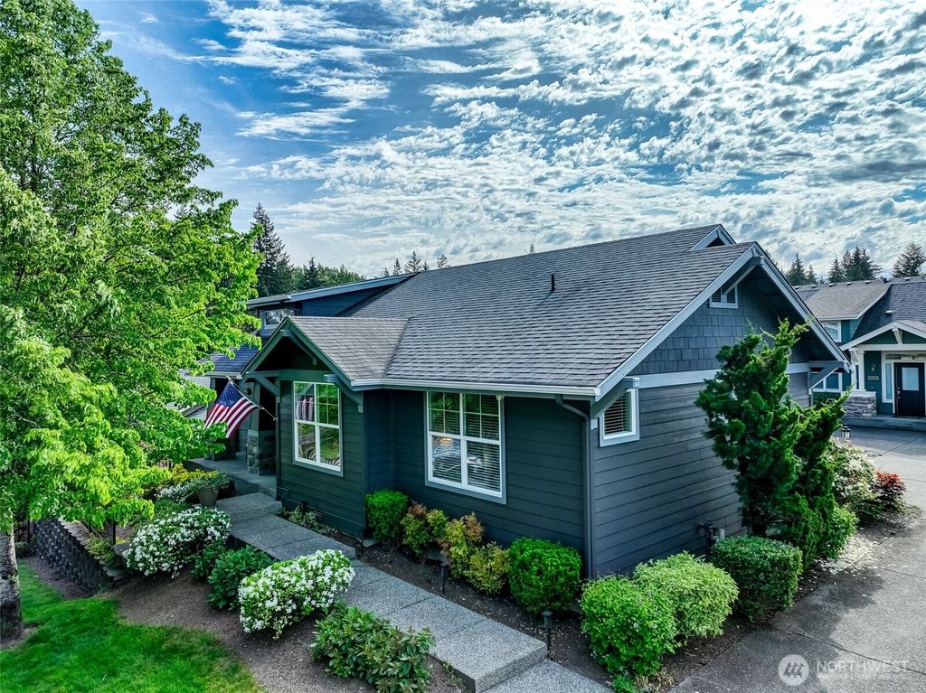 Photo of 13233 239th Way NE, Redmond, WA 98053 (MLS # 2511597)