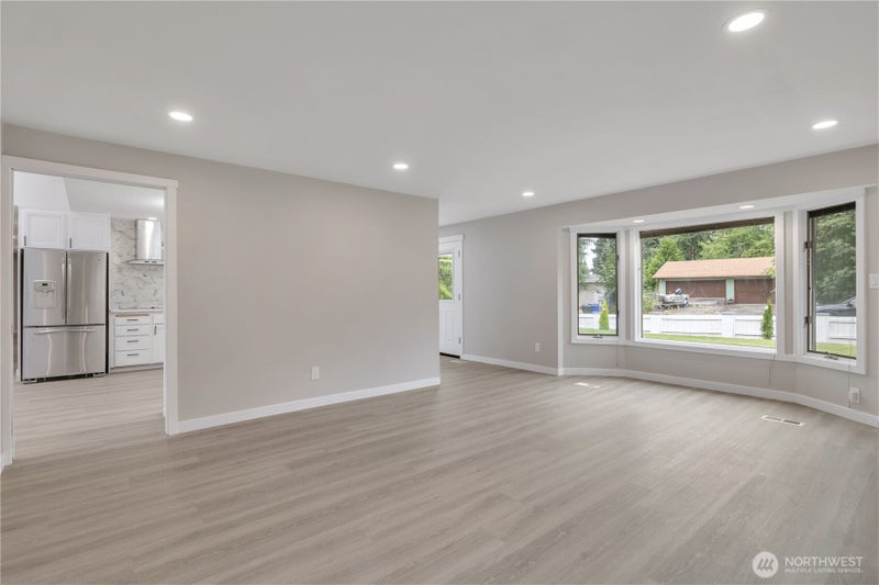 10223 SE 213th Place