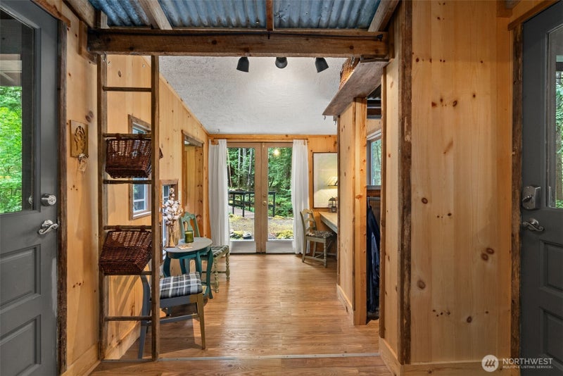 41 N Dow Place