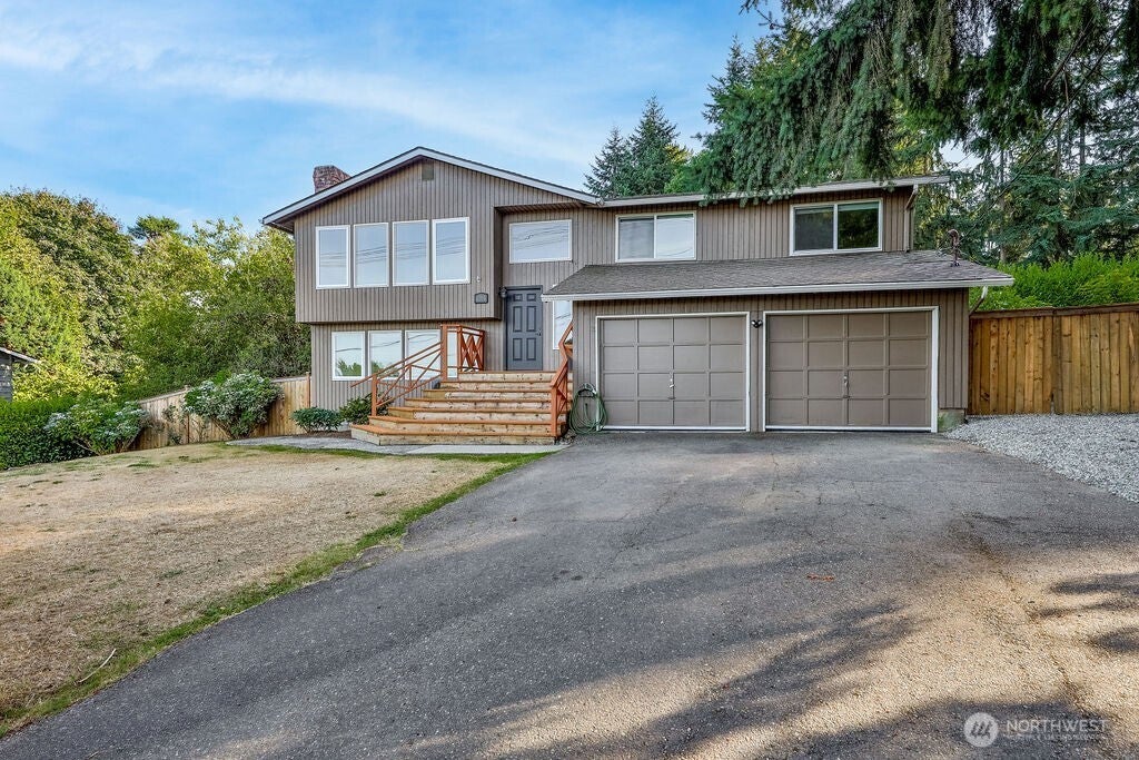 Photo of 10004 180th Street SE, Snohomish, WA 98296 (MLS # 2580962)