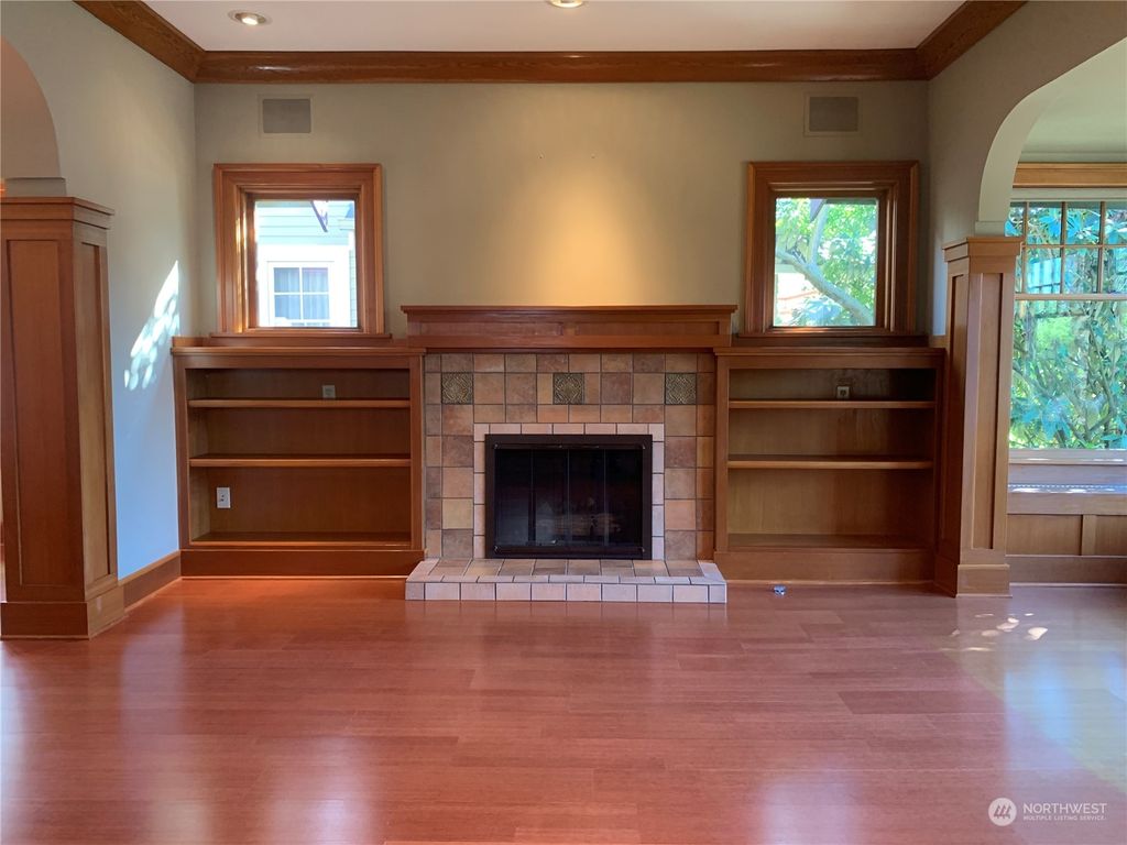 Photo of 2144 5th Avenue W, Seattle, WA 98119 (MLS # 2293478)