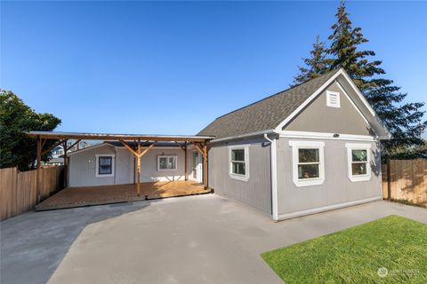 419 E 35th Street, Tacoma, WA 98404 - MLS#: 2324782