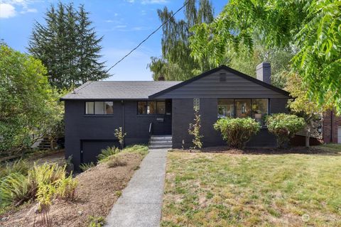 Photo of 7011 42nd Avenue NE, Seattle, WA 98115 (MLS # 2290275)
