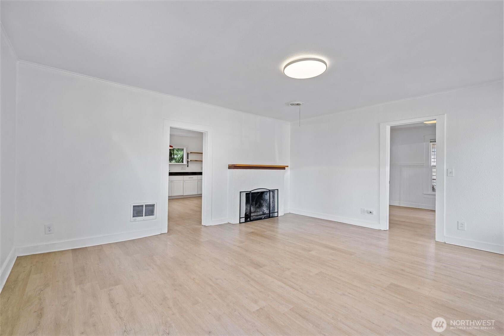 413 W 4th Avenue