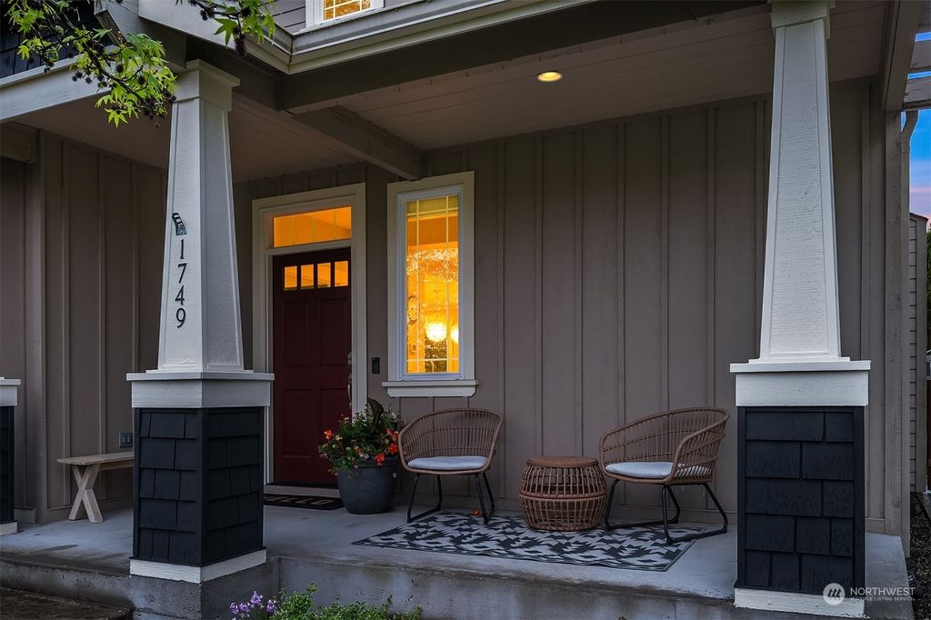 Photo of 1749 14th Avenue NE, Issaquah, WA 98029 (MLS # 2228383)