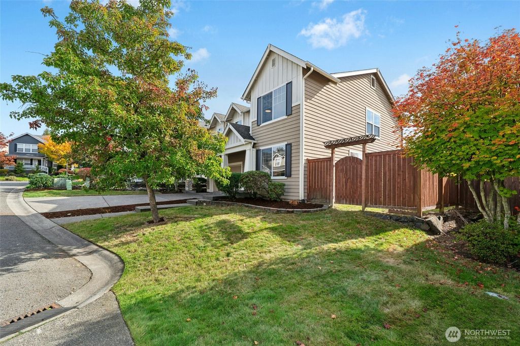 Photo of 9405 226th Place NE, Redmond, WA 98053 (MLS # 2445279)