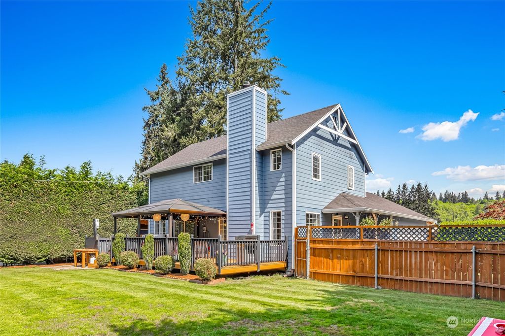 Photo of 15041 133rd Avenue SE, Renton, WA 98058 (MLS # 2065360)